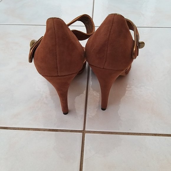 BROWN SMOOTH LEATHER SOLE 7 1/2 M , like new - Picture 3 of 8